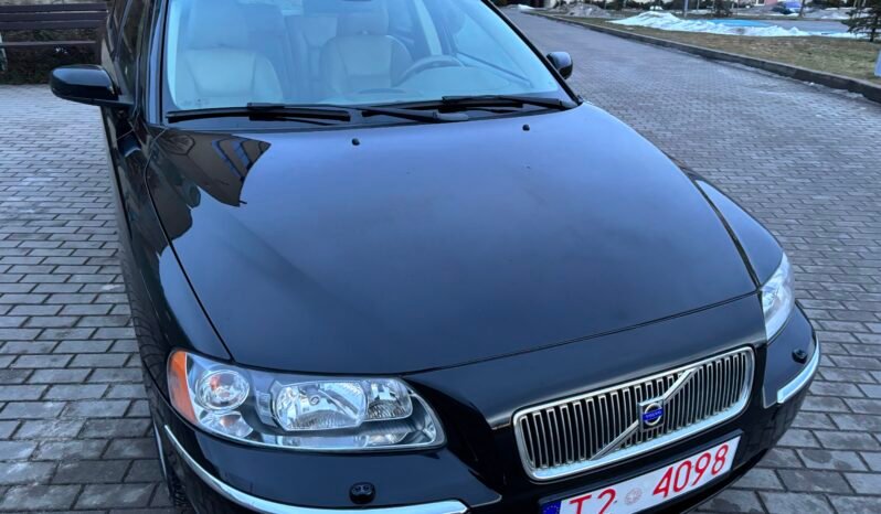 
								VOLVO V70 2.4 Summum 2005 full									