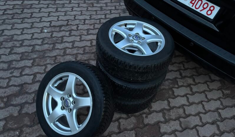 
								VOLVO V70 2.4 Summum 2005 full									