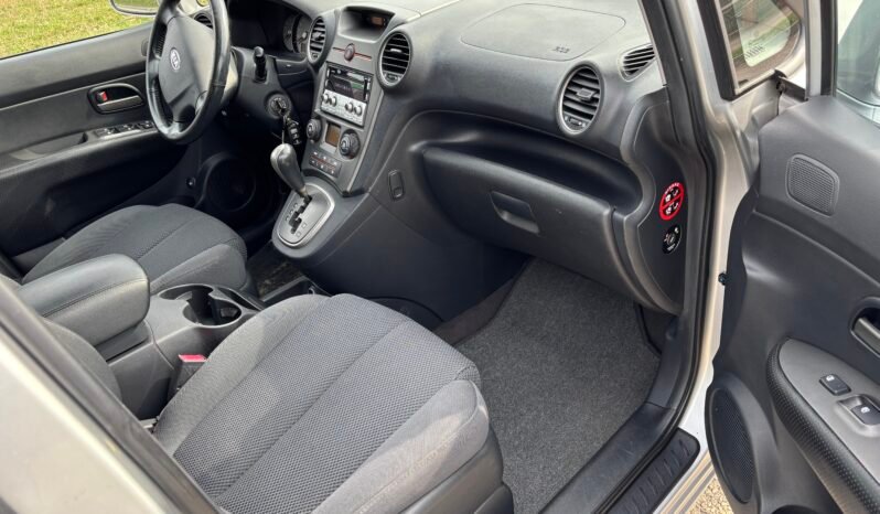 
								Kia Carens 2.0 CRDi EX 2007 full									