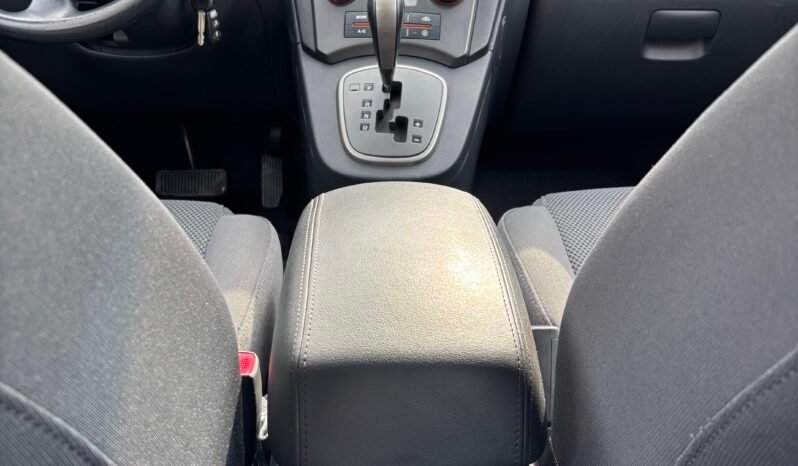
								Kia Carens 2.0 CRDi EX 2007 full									