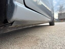 
										Mazda 5 2010 full									