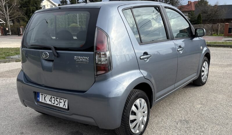 
								Daihatsu Sirion 1.3 2010 full									
