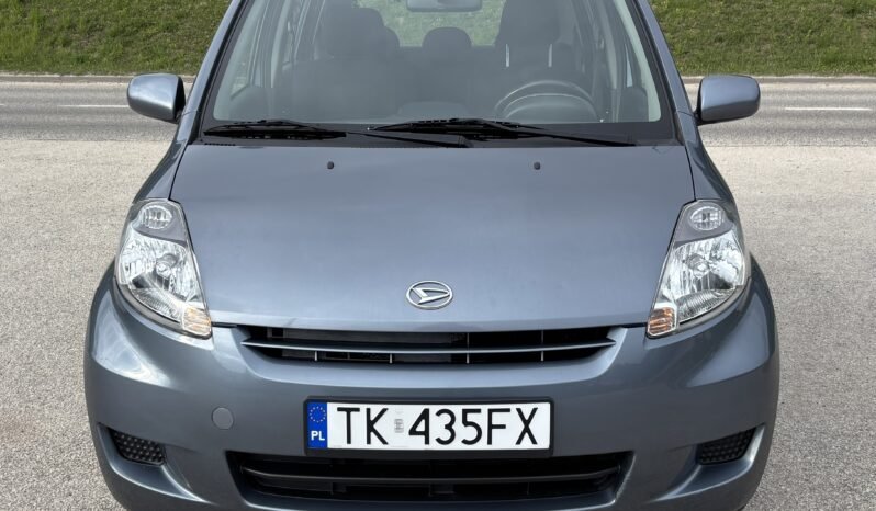 
								Daihatsu Sirion 1.3 2010 full									