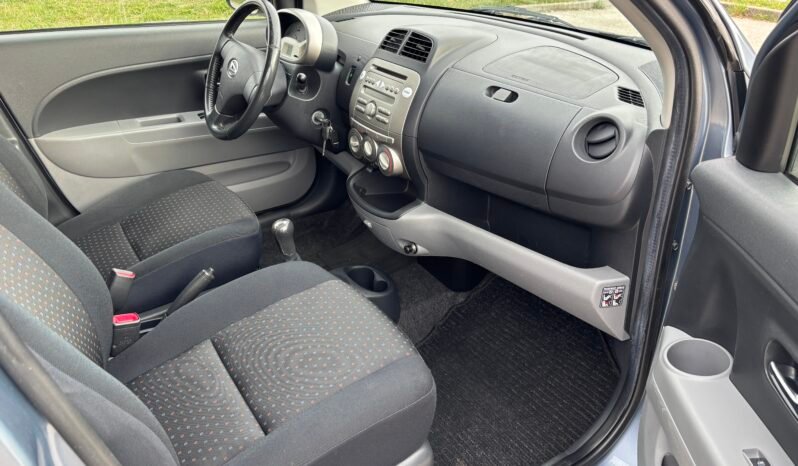 
								Daihatsu Sirion 1.3 2010 full									