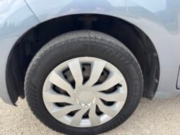 
										Daihatsu Sirion 1.3 2010 full									