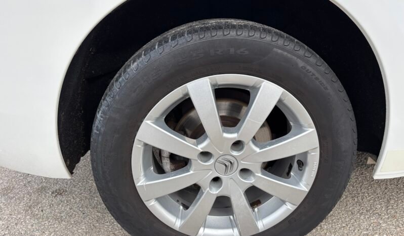 
								Citroën Grand C4 Picasso Tendance 2011 full									