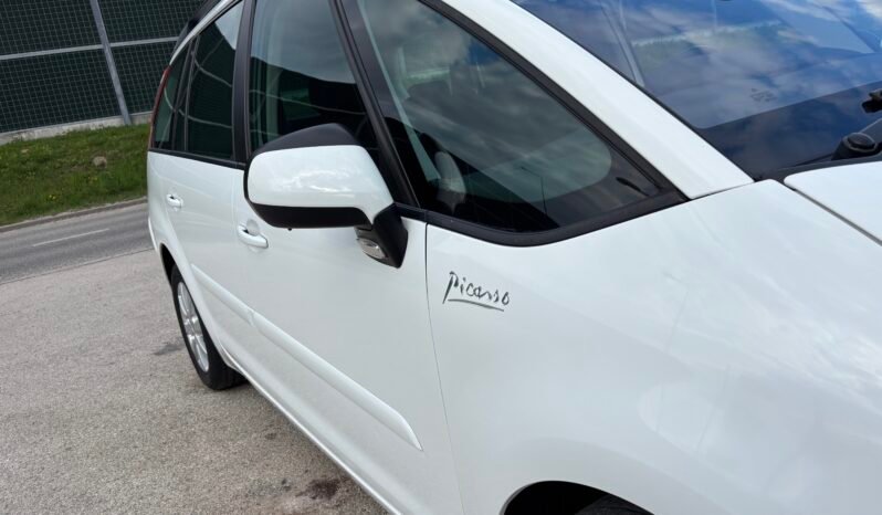 
								Citroën Grand C4 Picasso Tendance 2011 full									