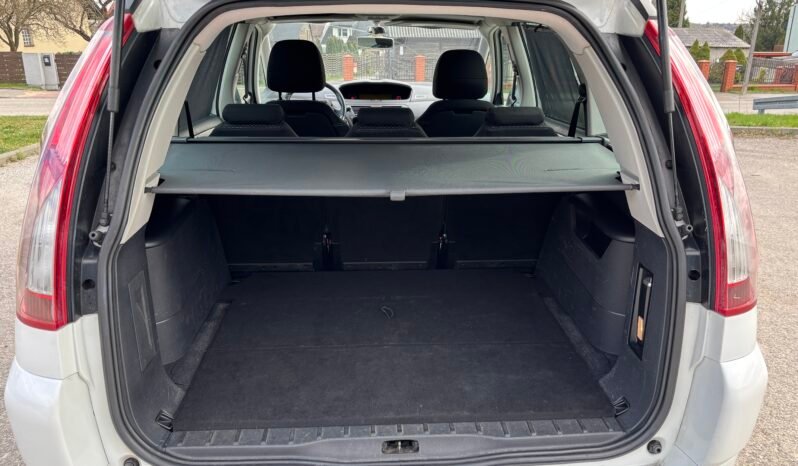 
								Citroën Grand C4 Picasso Tendance 2011 full									