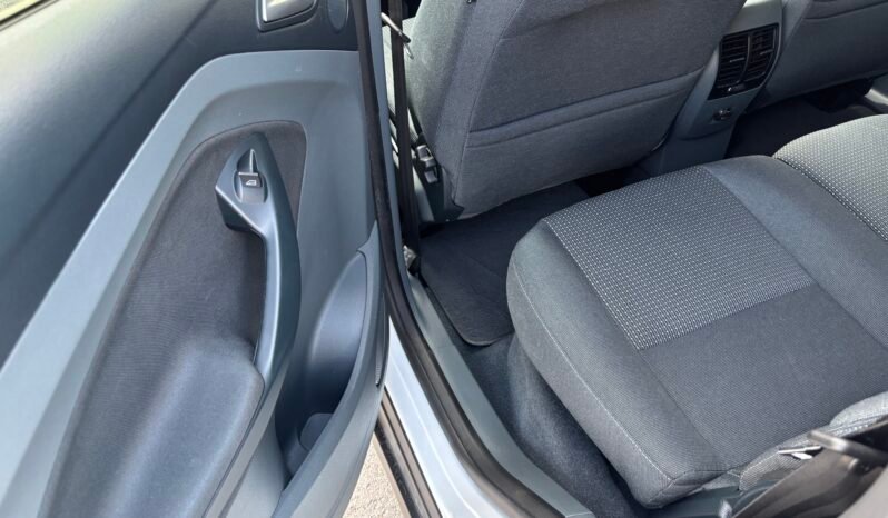 
								Ford C-Max 2013 full									