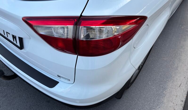 
								Ford C-Max 2013 full									