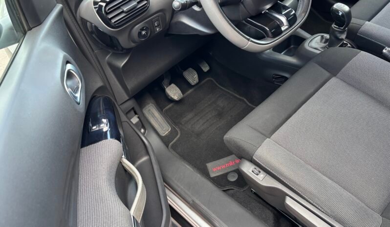 
								Citroën C4 CACTUS 2015 full									