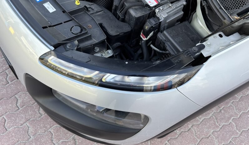 
								Citroën C4 CACTUS 2015 full									
