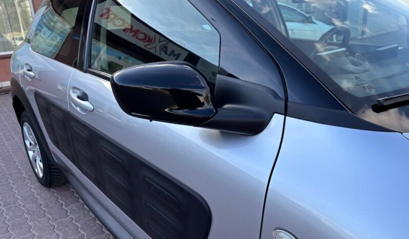 
								Citroën C4 CACTUS 2015 full									