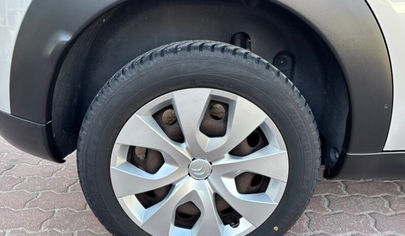 
								Citroën C4 CACTUS 2015 full									