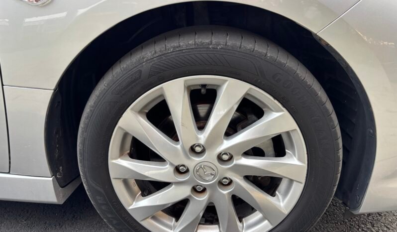 
								Mazda 2.2 CRDT Active 2010 full									