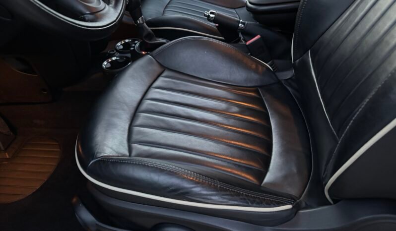 
								MINI ONE CLUBMAN 2013 full									