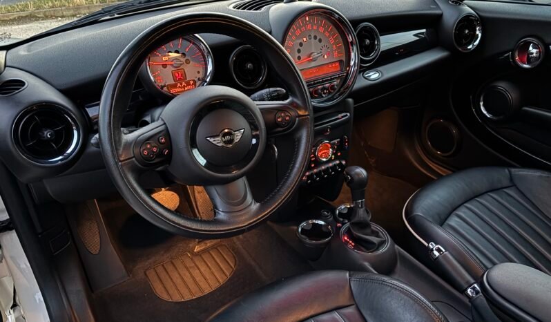 
								MINI ONE CLUBMAN 2013 full									
