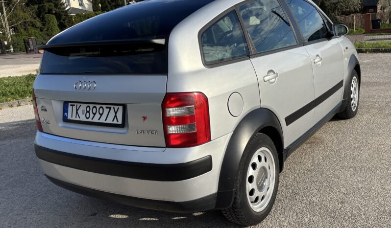 
								AUDI A 2 2002 full									