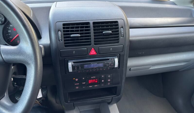
								AUDI A 2 2002 full									