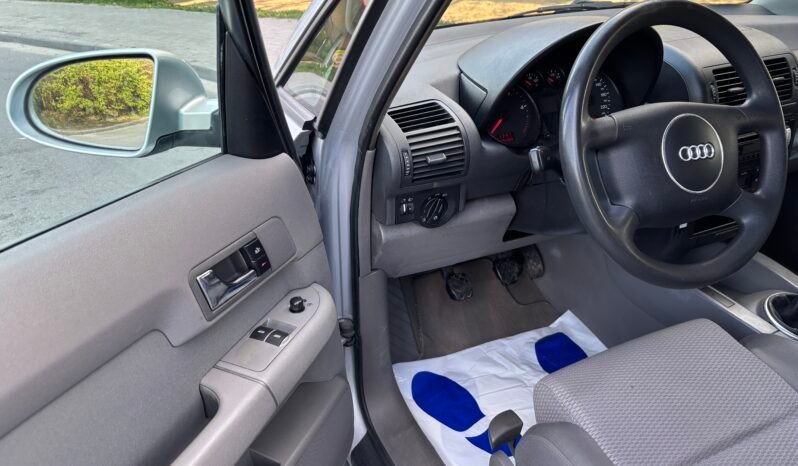 
								AUDI A 2 2002 full									