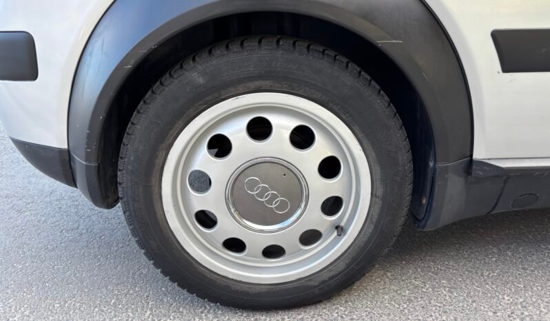 
								AUDI A 2 2002 full									