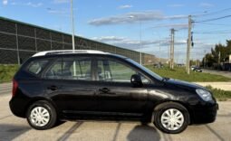 Kia CARENS 2010