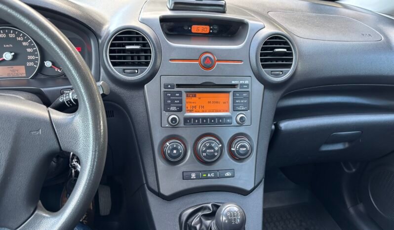 
								Kia CARENS 2010 full									