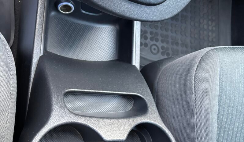 
								Kia CARENS 2010 full									