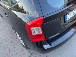 
										Kia CARENS 2010 full									