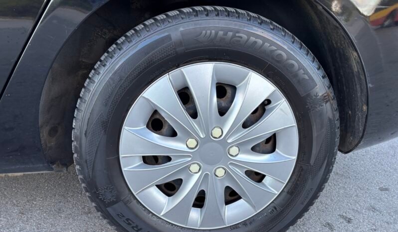
								Kia CARENS 2010 full									