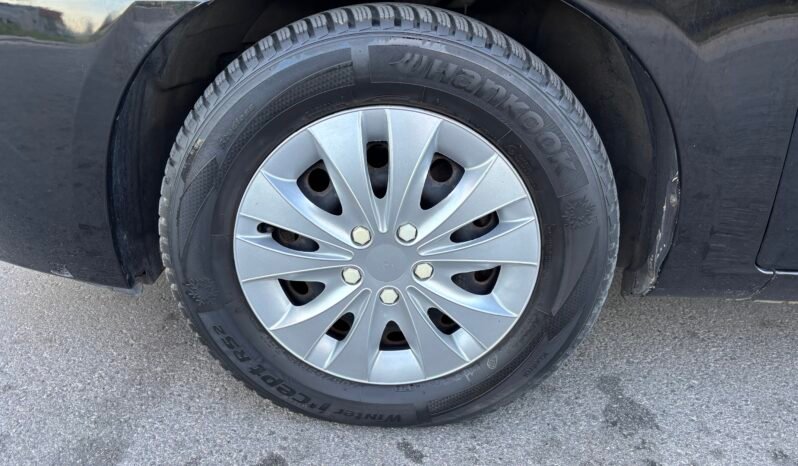 
								Kia CARENS 2010 full									