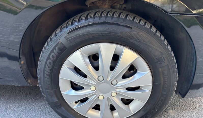
								Kia CARENS 2010 full									