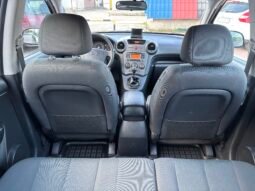 
										Kia CARENS 2010 full									