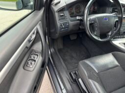 
										VOLVO V 70 2.4 Momentum 2006 full									
