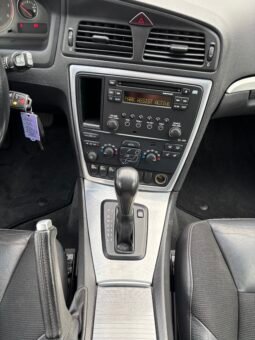 
										VOLVO V 70 2.4 Momentum 2006 full									