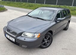 VOLVO V 70 2.4 Momentum 2006