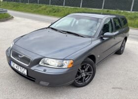 VOLVO V 70 2.4 Momentum 2006