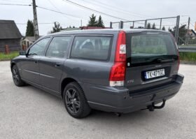 VOLVO V 70 2.4 Momentum 2006