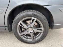 
										VOLVO V 70 2.4 Momentum 2006 full									