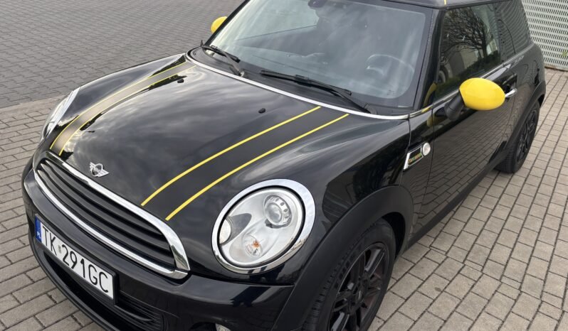 
								MINI ONE CLUBMAN full									