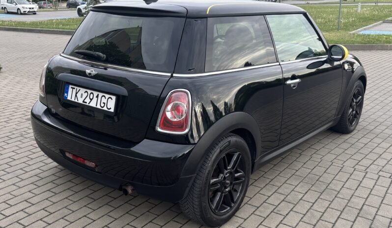 
								MINI ONE CLUBMAN full									