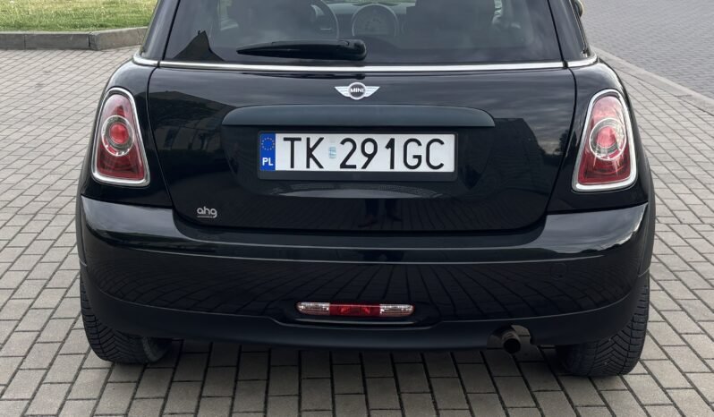 
								MINI ONE CLUBMAN full									
