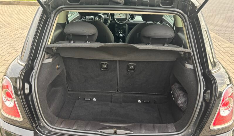 
								MINI ONE CLUBMAN full									