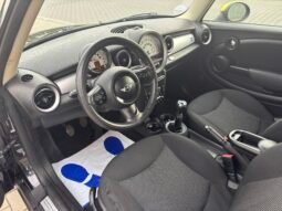 
										MINI ONE CLUBMAN full									