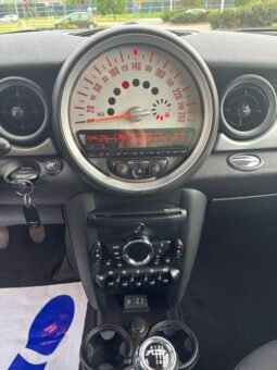 
										MINI ONE CLUBMAN full									