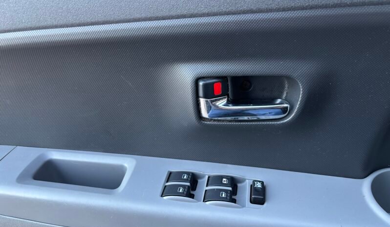 
								Subaru JUSTY 2010 full									