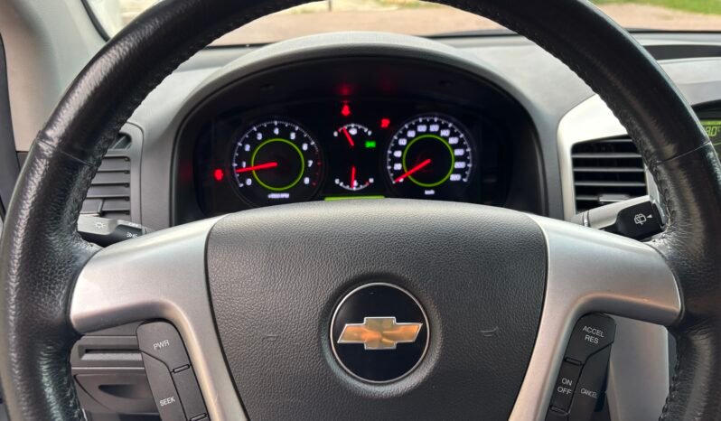 
								Chevrolet Captiva 2010 full									