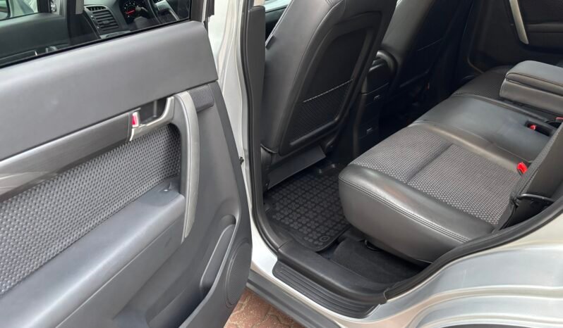 
								Chevrolet Captiva 2010 full									
