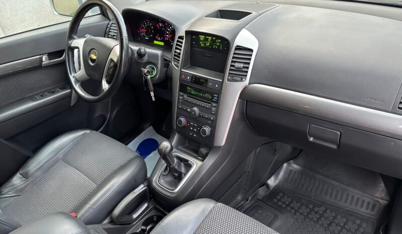 
								Chevrolet Captiva 2010 full									